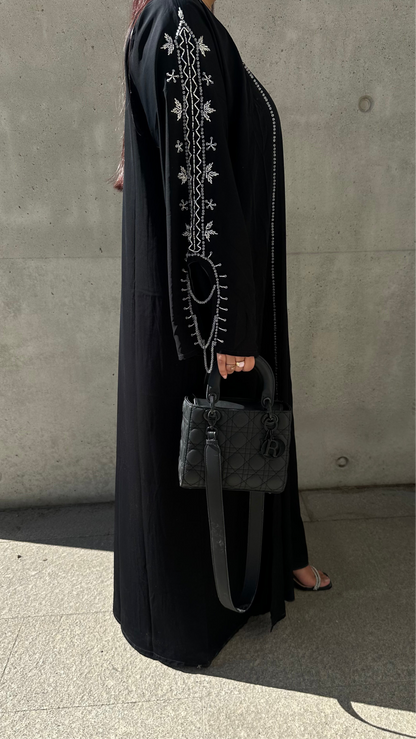 Abaya Amira