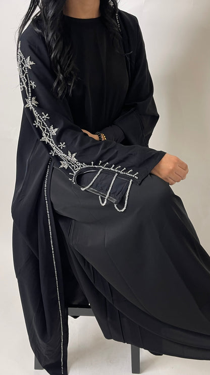 Abaya Amira